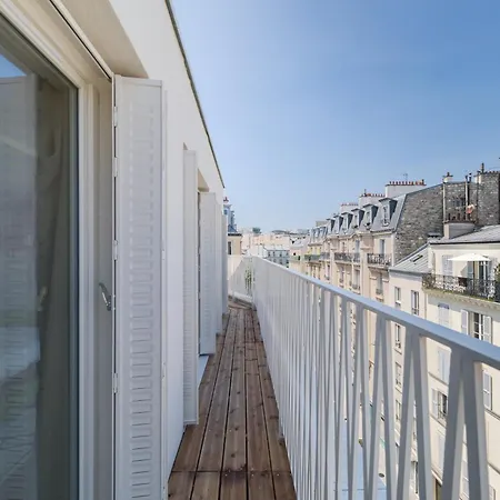 Sereners - Serviced - Montmartre Paris