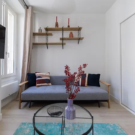 Sereners - Serviced - Montmartre Appartement